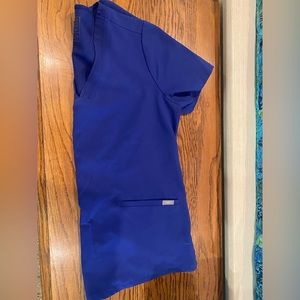 Figs Casma Three pocket scrub top. *medium*